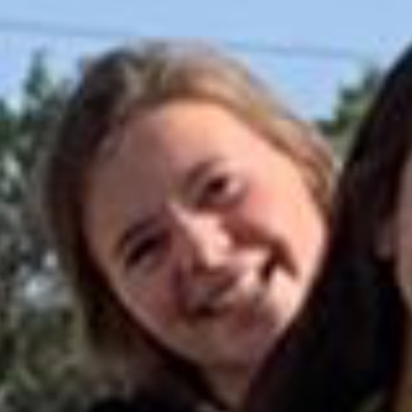 Profile Picture of Phoebe Garcia (@phobeg) on Poshmark