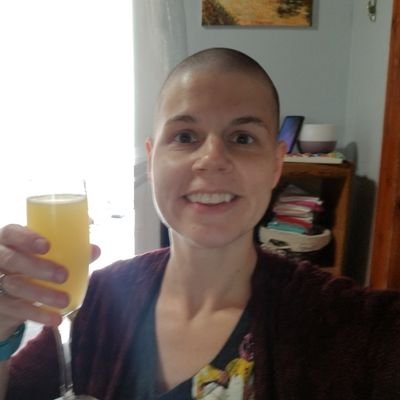 Profile Picture of Becky Alvarez (@beck_alvarez) on Twitter