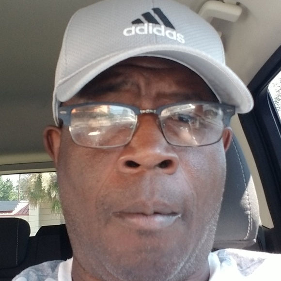 Profile Picture of Enrico Johnson (@arjayy704) on Poshmark