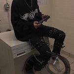 Profile Picture of 𝖛𝖎𝖓𝖈𝖊𝖓𝖙 (@_rewolucjonizm) on Instagram