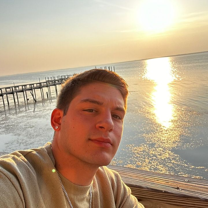 Profile Picture of Rob Asch (@rob.asch) on Tiktok