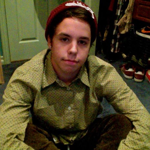 Profile Picture of Ellis Tamarin (@yellojello5) on Poshmark