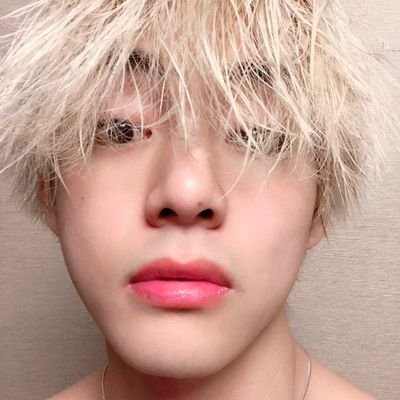 Profile Picture of Ruth Não Vai Na LY Tour~Taehyung Utted~ ♥️ (@KimRuth94682803) on Twitter