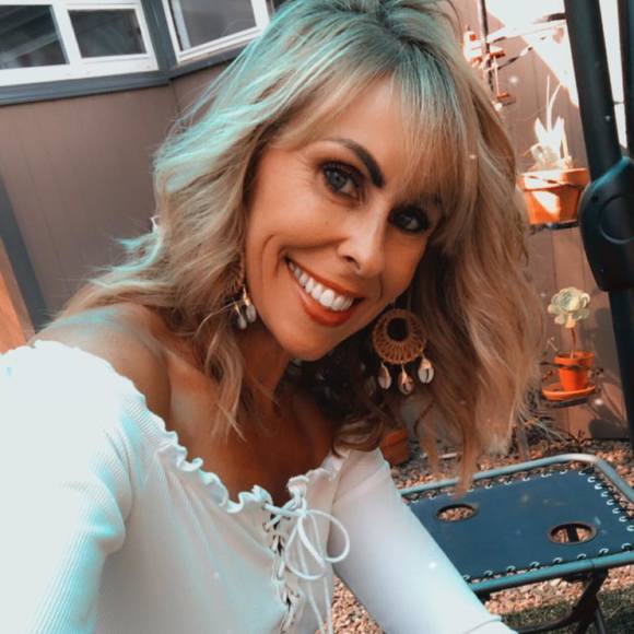 Profile Picture of Geniece Morrison (@geniecenicole) on Poshmark