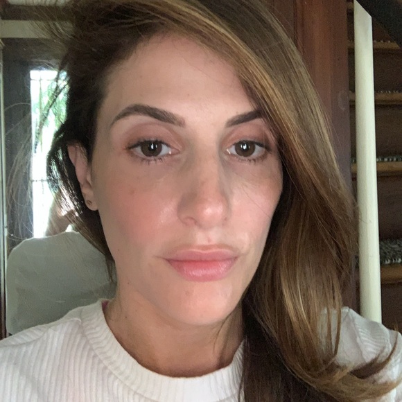 Profile Picture of Emily Dimant (@epd222) on Poshmark