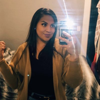 Profile Picture of Evelyn (@Gomez_Ev014) on Twitter