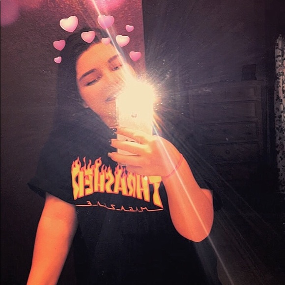 Profile Picture of Stefanie Silva (@stefaniesilva) on Poshmark