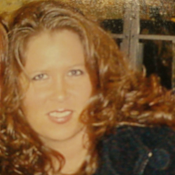 Profile Picture of Sandra Fowler (@fowlers1201) on Poshmark