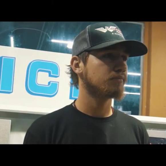 Profile Picture of James Heard (@heardjames28) on Poshmark