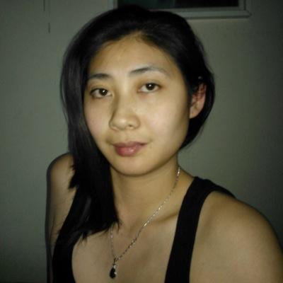 Profile Picture of Julie Fung (@julie_fung) on Twitter