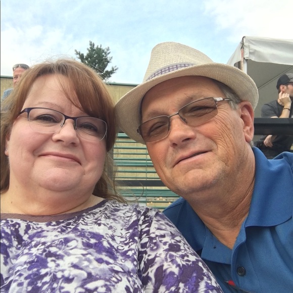 Profile Picture of Kirby l. Parker (@kpboldlygo) on Poshmark