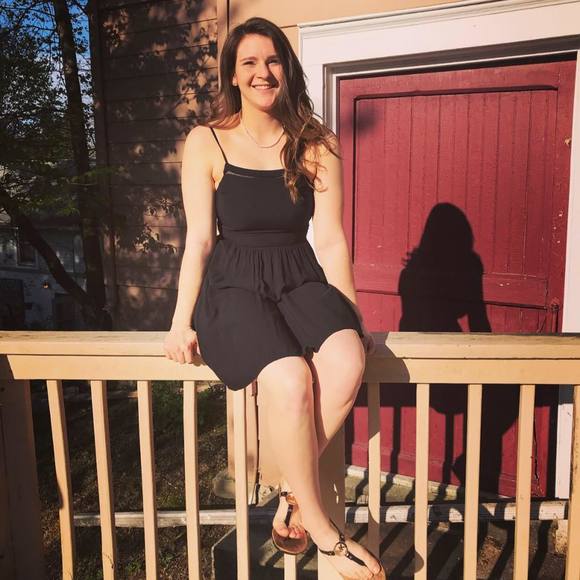 Profile Picture of Katherine Carey (@kbcarey5) on Poshmark