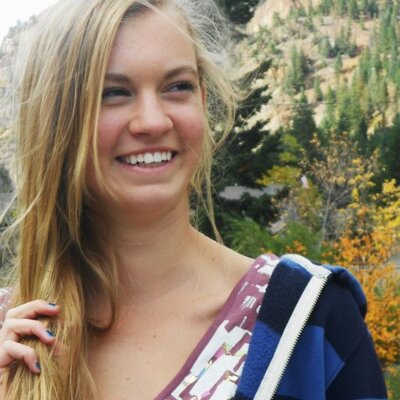 Profile Picture of Olivia Lockhart (@wordsto_Liv_by) on Twitter