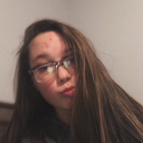 Jane Pfannenstein - Poshmark Profile Picture of Jane Pfannenstein (@janepfann) on Poshmark