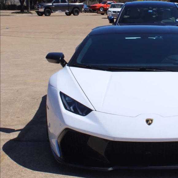 Profile Picture of Carl Andrews jr. (@carlandrews715) on Poshmark