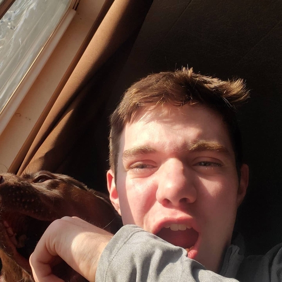 Profile Picture of Blake Walruth (@blakewalruth) on Poshmark