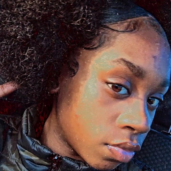 Profile Picture of Makayla Nelson (@makaylanelson39) on Poshmark