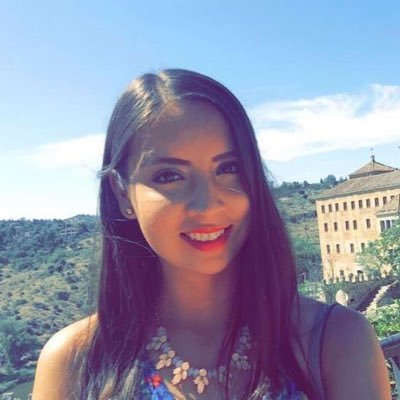 Profile Picture of Dora Robles (@msrobles8) on Twitter