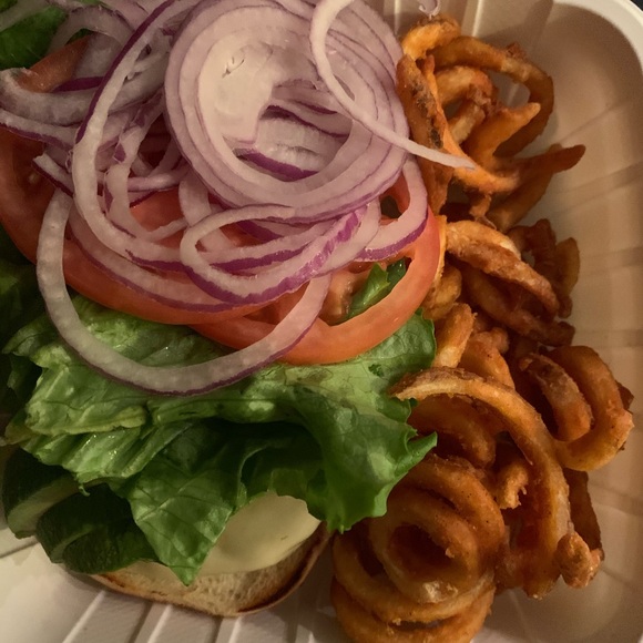 Profile Picture of Nicholas Lindsey (@nicholaslind295) on Poshmark