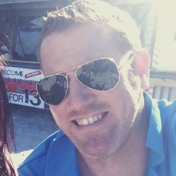 Profile Picture of Jeff Clements (@jeffclements) on Poshmark