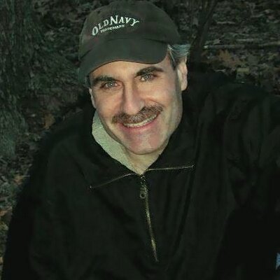 Profile Picture of Robert Bernard (@RobertleeB) on Twitter