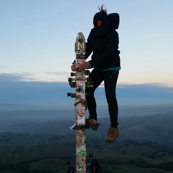 Profile Picture of Kim Bruza (@eiramsirk) on Poshmark