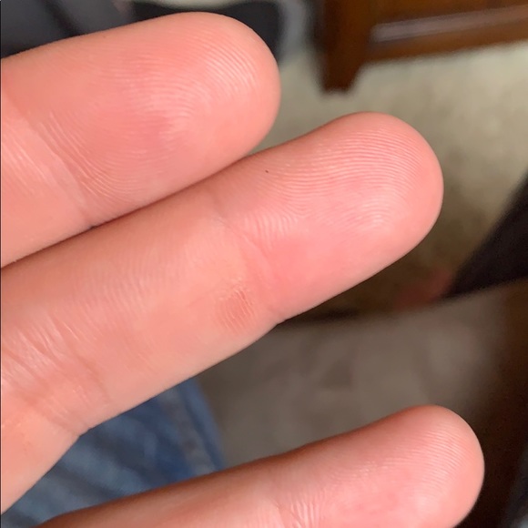 Profile Picture of Robert Taliaferro (@rnt1977) on Poshmark