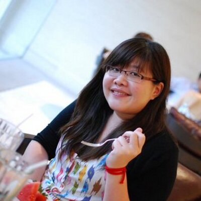 Profile Picture of Yong Cai Ling (@tweetinglingz) on Twitter