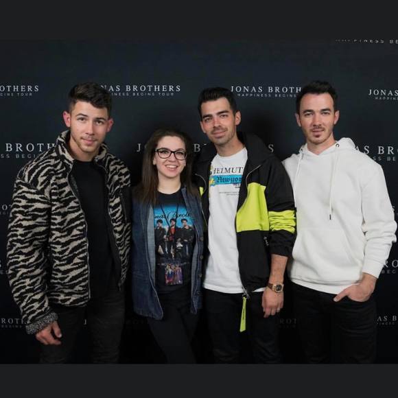 Profile Picture of Billie Emard (@b_emard) on Poshmark