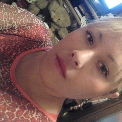 Profile Picture of Adela Arredondo (@nen_adela) on Twitter