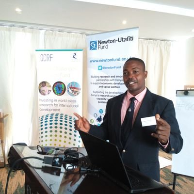 Profile Picture of Femi. Olatoye (@Olatoyevet) on Twitter