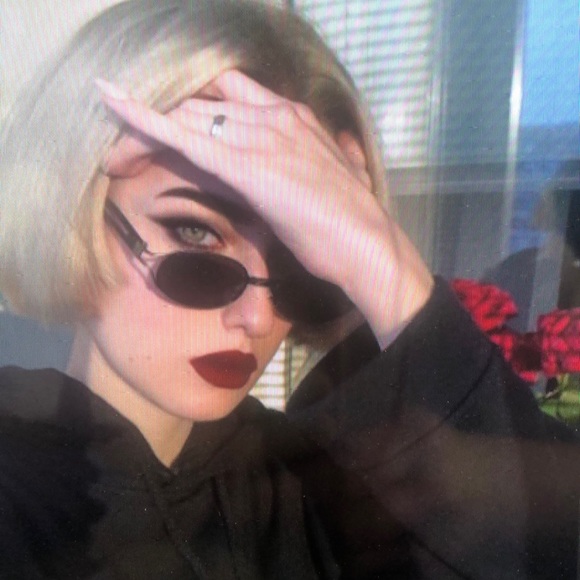 Profile Picture of Andy Chapman (@almaep668) on Poshmark