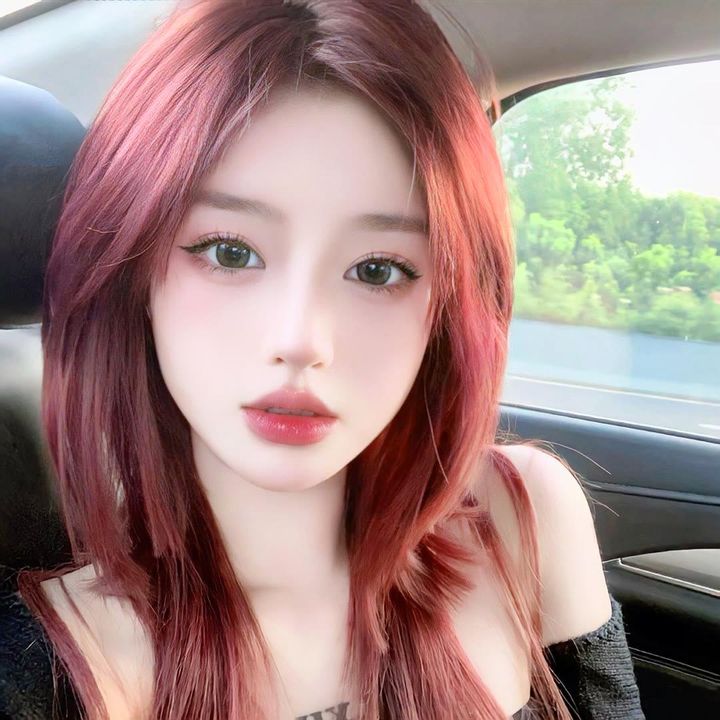 Profile Picture of LoriDecker (@alberzcf075) on Tiktok