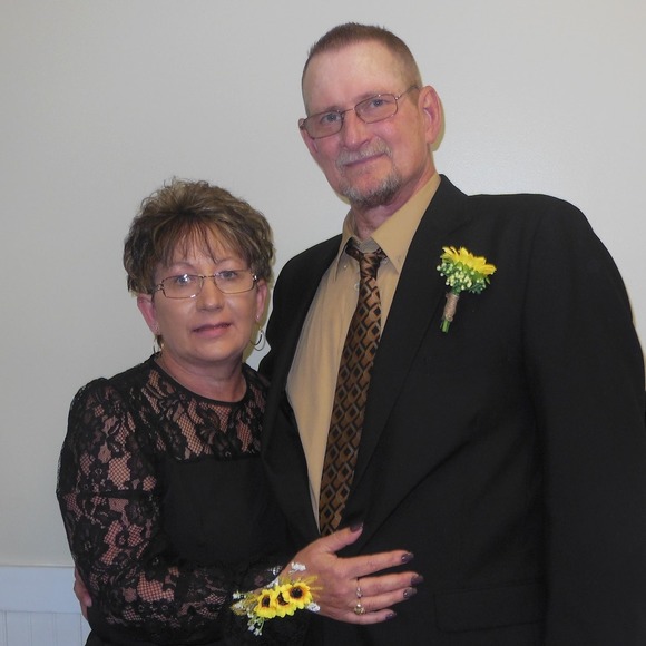 Profile Picture of Joanie Hughes (@jonibratt36) on Poshmark