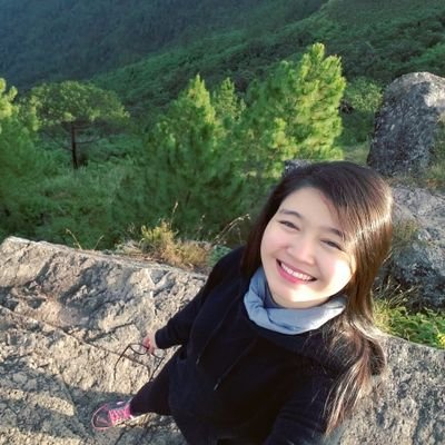 Profile Picture of Sandy Cuellar 🌸 (@sanditoot) on Twitter