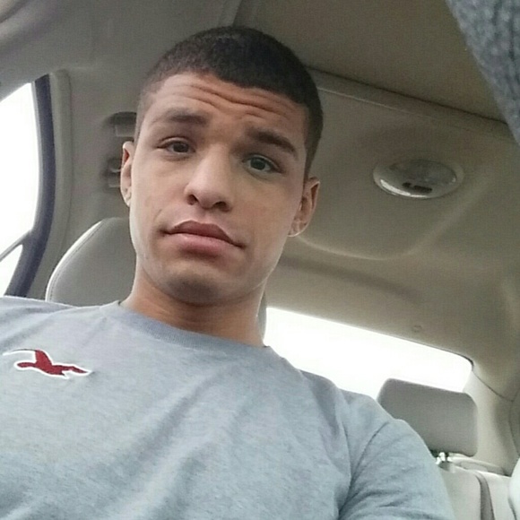 Profile Picture of Mike Picou (@mikepq95) on Poshmark