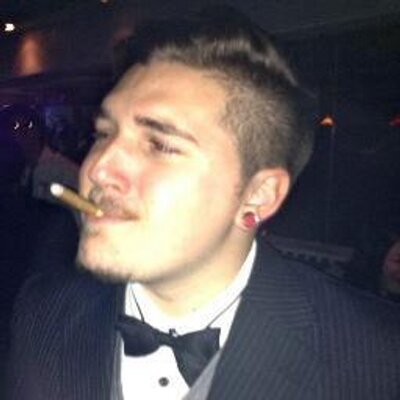 Profile Picture of Sean Fritz (@fritzfather57) on Twitter