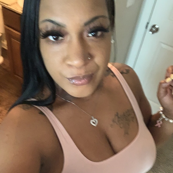 Profile Picture of Crystal Morrison (@mzcooper83) on Poshmark