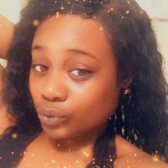 Profile Picture of Beaute' Holmes (@jholmes314) on Poshmark