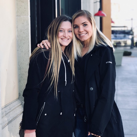 Profile Picture of Rachel Brendis (@rachelbrendis) on Poshmark