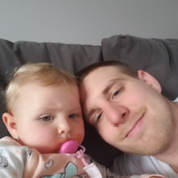 Profile Picture of Shane Case (@shanedc1990) on Poshmark