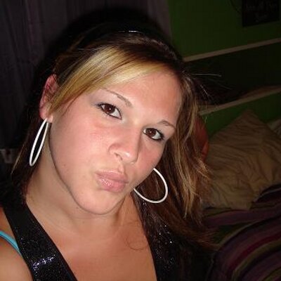 Profile Picture of Ashlee Patten (@aShLee2169) on Twitter