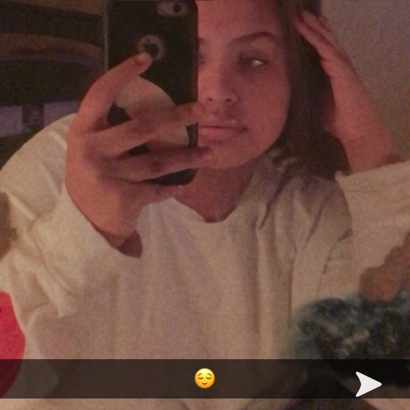 Profile Picture of Ava Schleicher (@avaschleicher5) on Poshmark