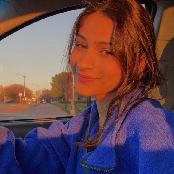 Profile Picture of Bahia Ali (@bahia_ali) on Poshmark