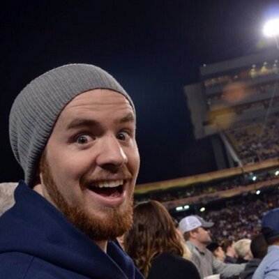 Profile Picture of Stephen Martineau (@poopsmyth) on Twitter