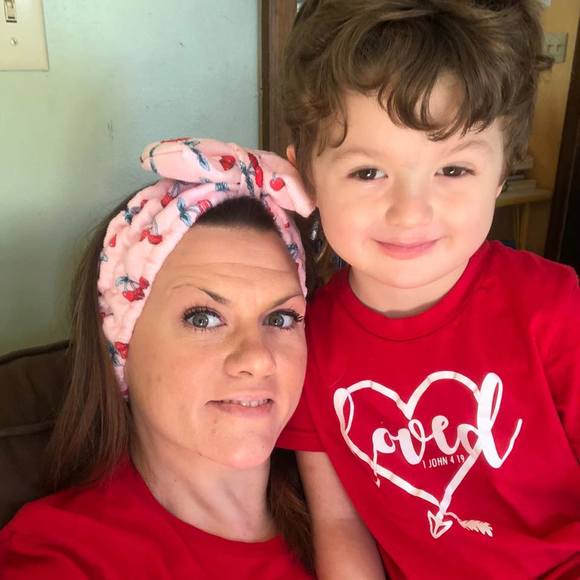 Profile Picture of Cortney Bosworth (@mommybos) on Poshmark