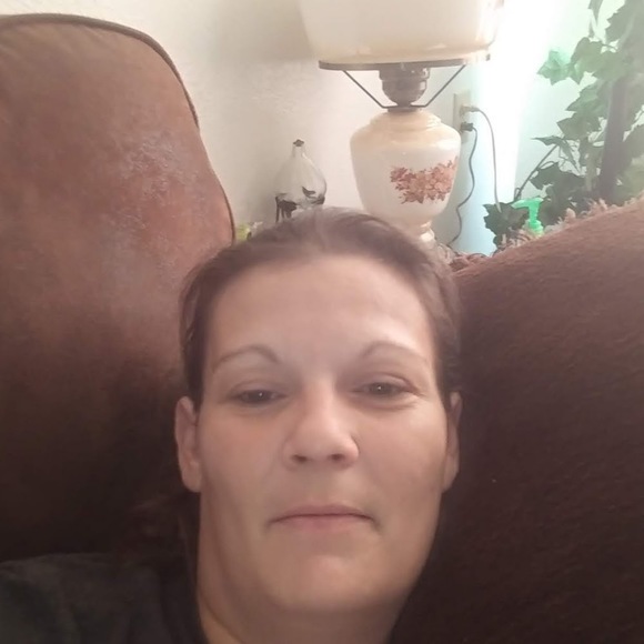 Profile Picture of Morgan Key (@morgankey1947) on Poshmark