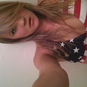 Profile Picture of Monique Bourne (@205007277) on Myspace