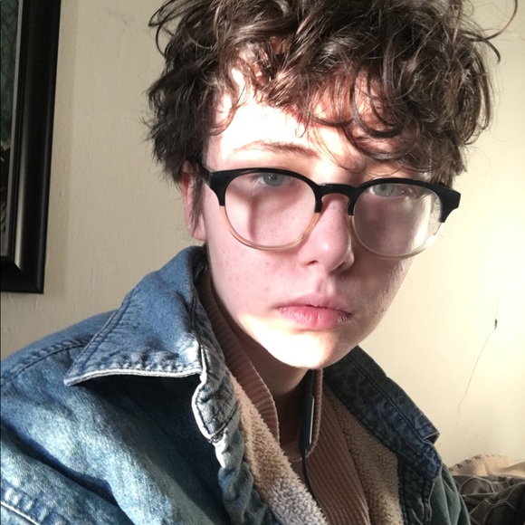 Profile Picture of Ray Powers (@turnipgod) on Poshmark