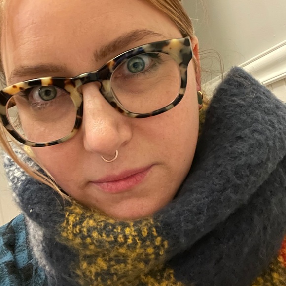 Profile Picture of Nichole Digiorgio (@n_digiorgio) on Poshmark